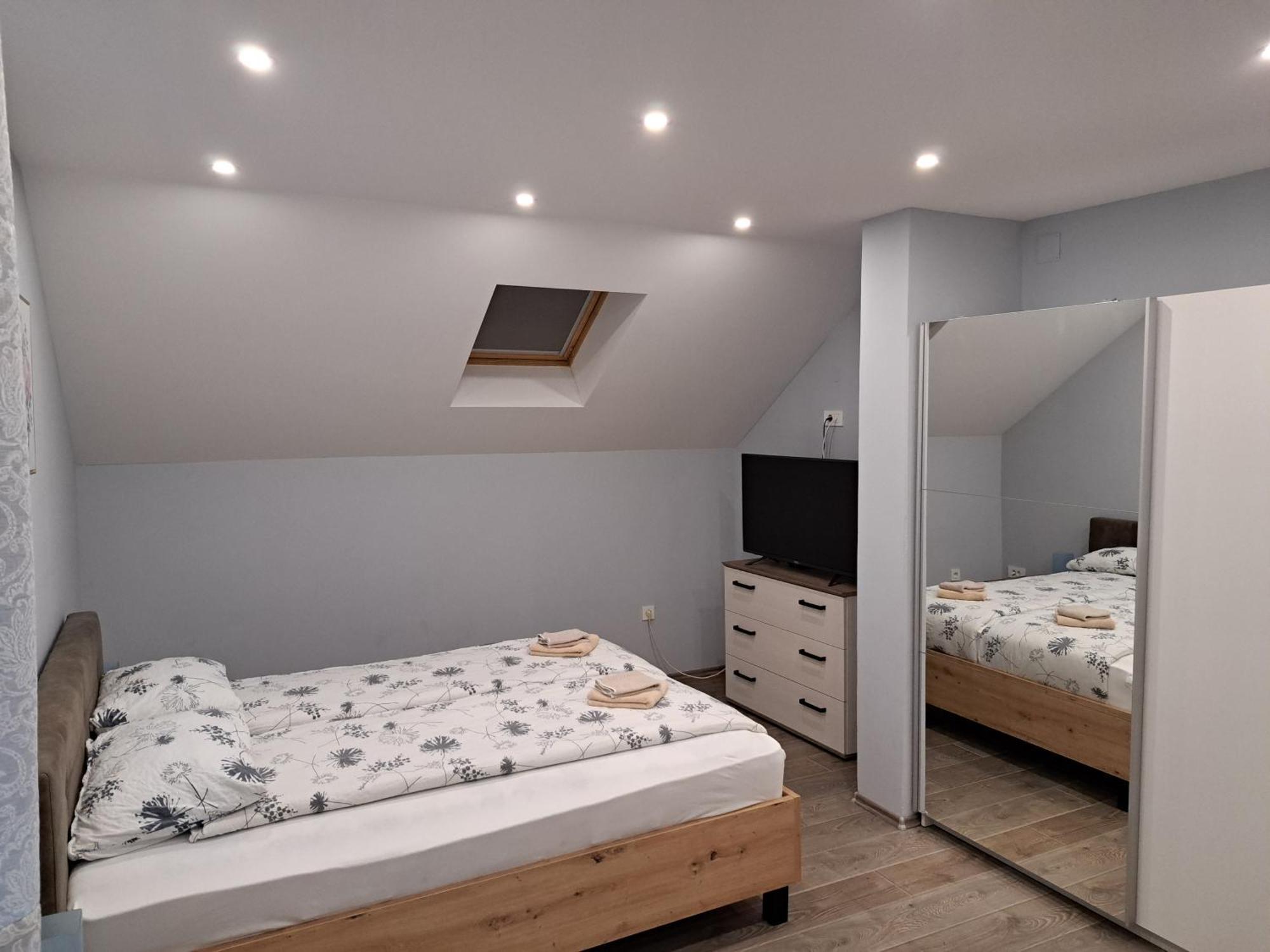 Apartman President Крапинске Топлице Екстериор снимка